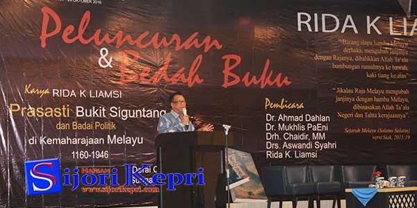 Antara Prasasti Bukit Siguntang dan Prahara Politik “DI KEMAHARAJAAN MELAYU”