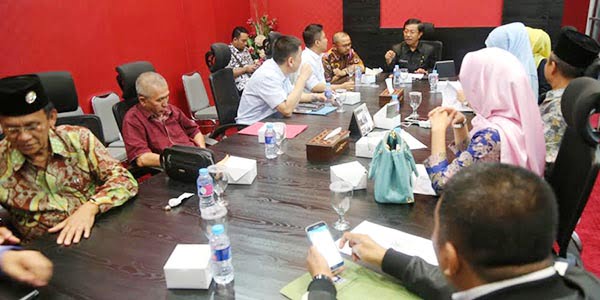 Dewan Akan Bentuk Tim Khusus “BAHAS JAWABAN GUBERNUR KEPRI”