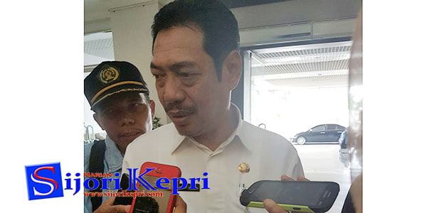 Walikota Batam : Cari Dalang “PENJUALAN LKS”