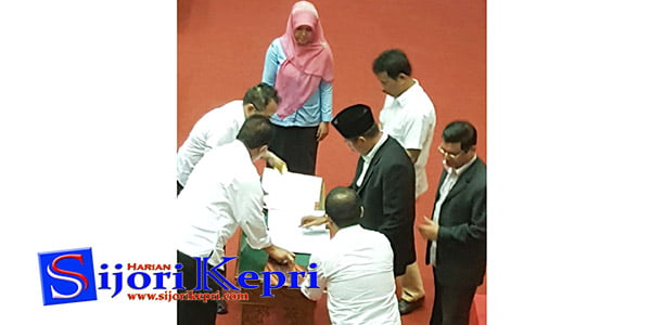KUA-PPAS APBD KOTA BATAM TAHUN 2017 “AKHIRNYA DITANDATANGANI”