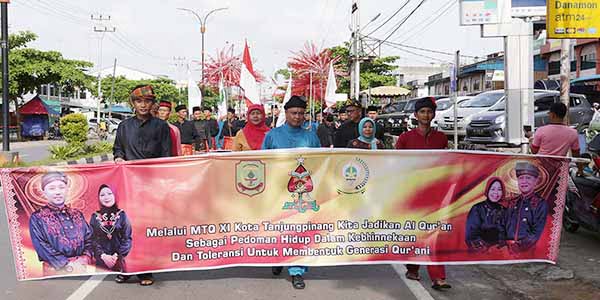 Pawai Ta’aruf Awali “MTQ KE XI TINGKAT KOTA TANJUNGPINANG”