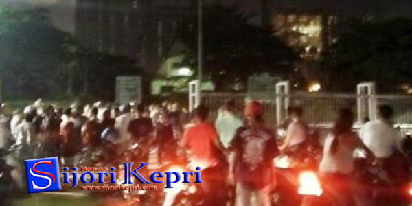 Suara Ledakan Usik Ketenangan “WARGA TLOGOPOJOK”