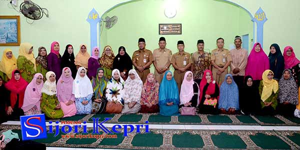 Lis Apresiasi Pasantren Kilat “LANSIA DAN MUALAF”