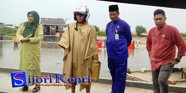 Ketua Komisi I DPRD Lingga Tinjau Kondisi “PROYEK IPAL KOMUNAL”