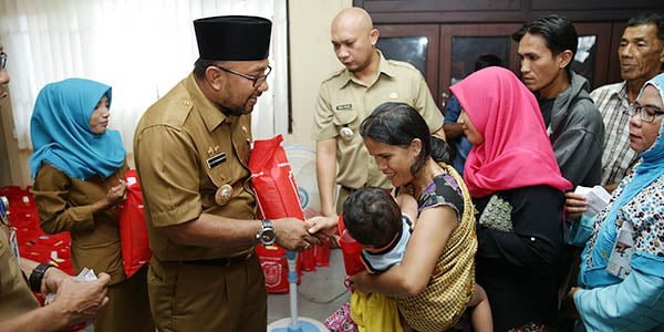 10.196 Rumah Tangga Sasaran TPI “TERIMA PAKET SEMBAKO”