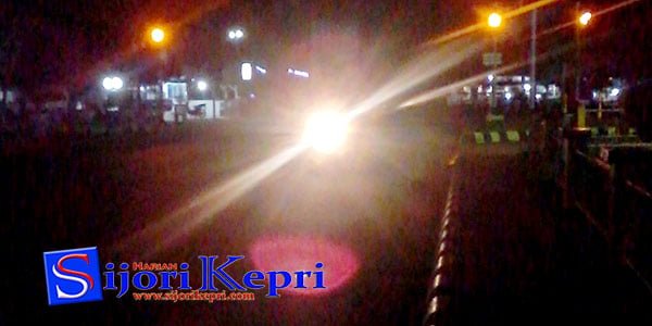 Masyarakat Singkep “PERTANYAKAN LAMPU JALAN”