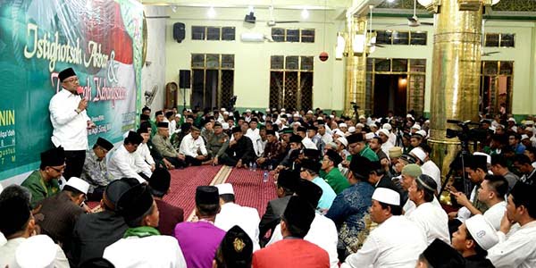 Kunjungi Tanjungpinang “KH SAID AQIL SIROJ BERI TAUSIYAH KEBANGSAAN”