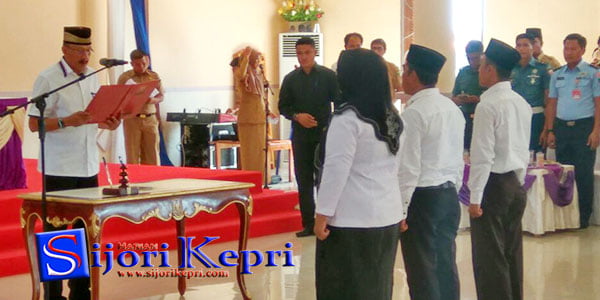 Bupati Hamid Rizal Lantik “83 KEPALA SEKOLAH”