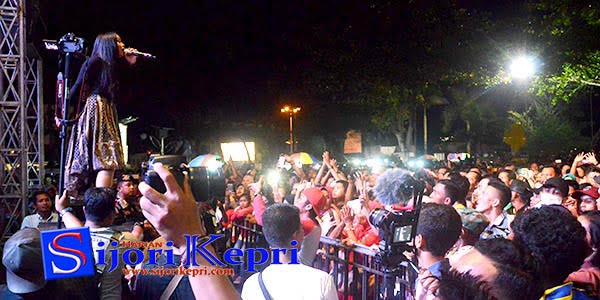 Band Coklat Sukses Pukau “RIBUAN MASYARAKAT TANJUNGPINANG”