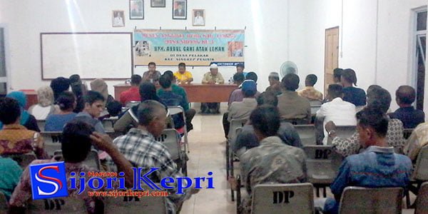 Masyarakat Desa Pelakak “MINTA SOLUSI MASALAH LAHAN”
