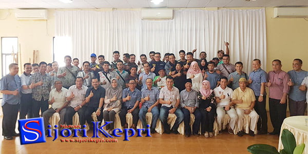 Bupati Hamid Rizal Coffee Morning dan Dialog Bersama “WARTAWAN NATUNA”