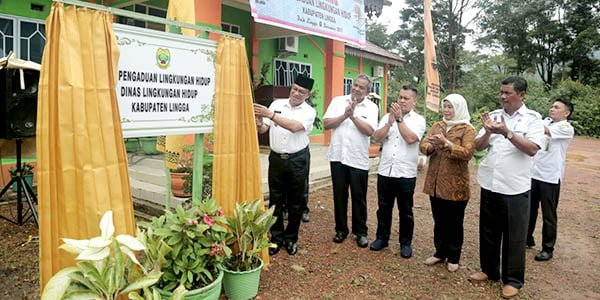 Alias Wello Launching “POS PENGADUAN DLH LINGGA”