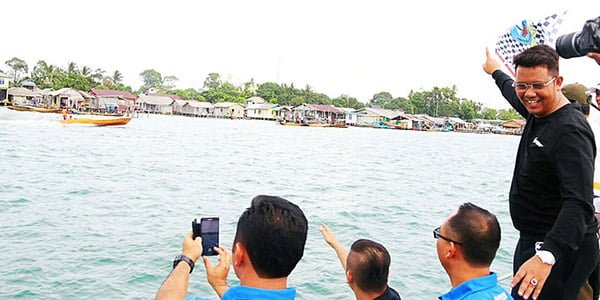 Apri Sujadi Buka “FESTIVAL SUNGAI ENAM”