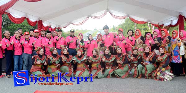Lis Kagumi “KREATIFITAS KADER PKK TANJUNGPINANG”