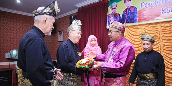 Lis Ingin Kado Terindah “DARI LAM”