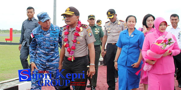Kapolda Kepri “PUJI KEKOMPAKAN APARAT” di Natuna