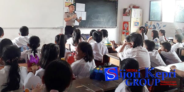 Kapolsek Tebing Jadi Relawan “KELAS INSPIRASI”