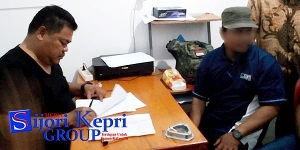 Pesta Tuak, Ketua RT Amankan “4 PRIA dan 2 WANITA”