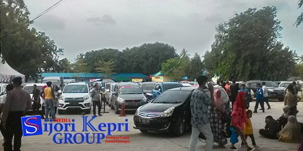 Puluhan Penumpang RORO Tujuan Batam “NGAMUK”