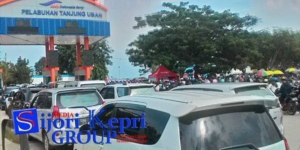 Arus Mudik Kapal RORO Tujuan Batam “MEMBLUDAK”