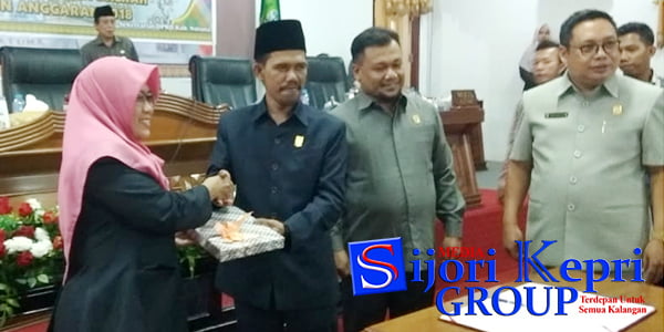 Fraksi Setujui “6 RANPERDA” Kabupaten Natuna