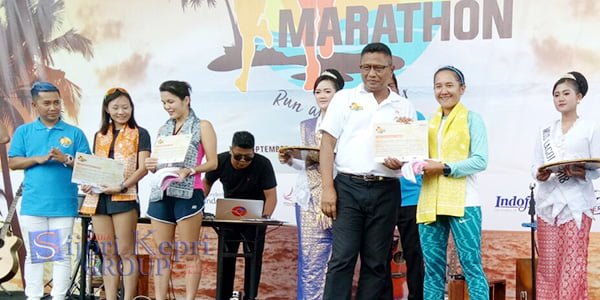 Osidah Widawati “JUARA HALF MARATHON PUTRI”