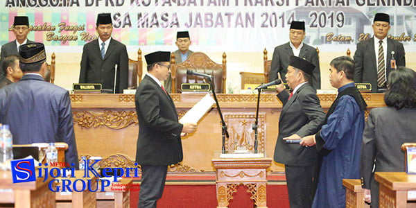 Luther Jansen Resmi Dilantik Jadi “ANGGOTA DPRD BATAM”
