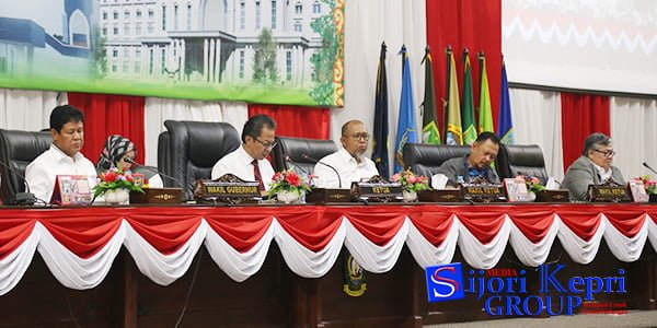Fraksi-Fraksi DPRD Kepri “KRITIK PAD dan POSTUR APBD 2018”
