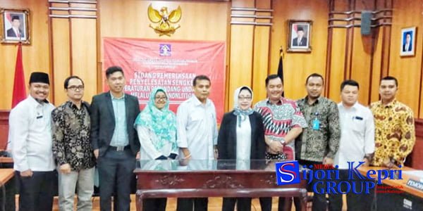 Kepri Berwenang Tarik Pungutan “LABUH JANGKAR”