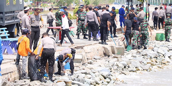 HPSN 2019, Polres Karimun Gelar Aksi Bersih-Bersih TPA
