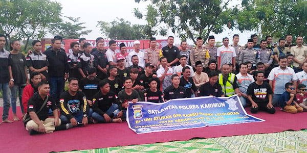 Kapolres Karimun Buka Bersama Ojek dan Komunitas Motor