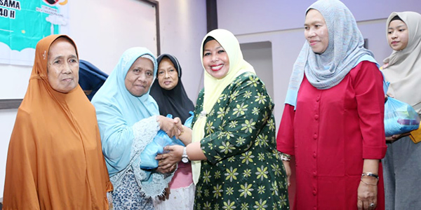 Juwariyah : Berbagi Untuk Pererat Silaturrahmi