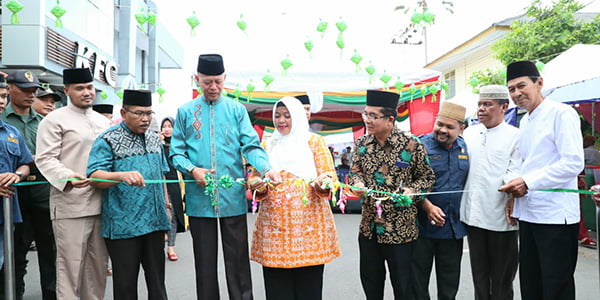Syahrul Buka Bazar Ramadhan Karang Taruna Kelurahan Tanjungpinang Kota