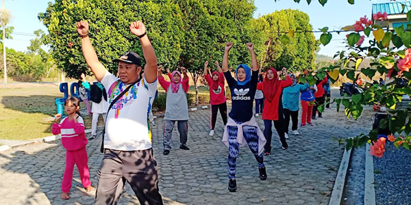 Warga Sei Lekop Semangat Ikuti Senam Sehat Bersama