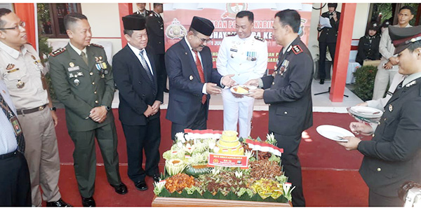 Bupati Karimun Irup Hari Bhayangkara Ke 73 Polres Karimun