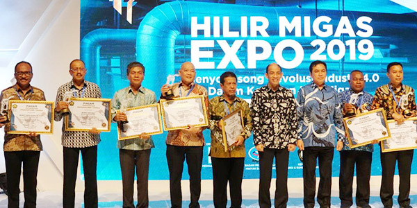 Bupati Natuna Terima Penghargaan dari BPH Migas