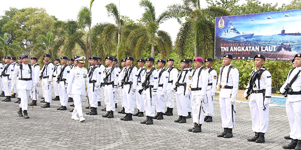 Danlantamal IV Pimpin Upacara HUT ke 74 TNI AL
