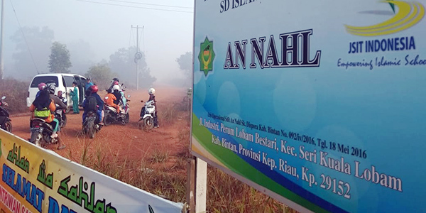 Kabut Asap Tebal, 220 Siswa Dipulangkan