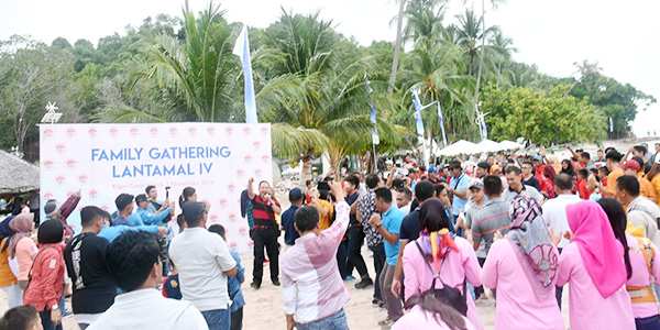 Ceria Bersama Family Gathering Lantamal IV