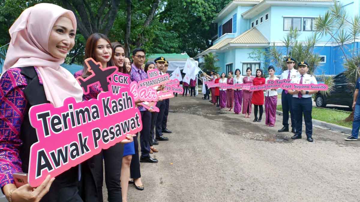 Penuh Rasa Haru dan Bangga, Batik Air Sambut 18 Kru Selesai dari Misi Kemanusiaan