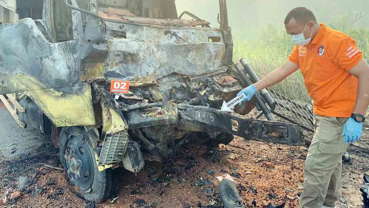 Mr X Yang Hangus Terbakar, Ternyata Nahkoda Kapal