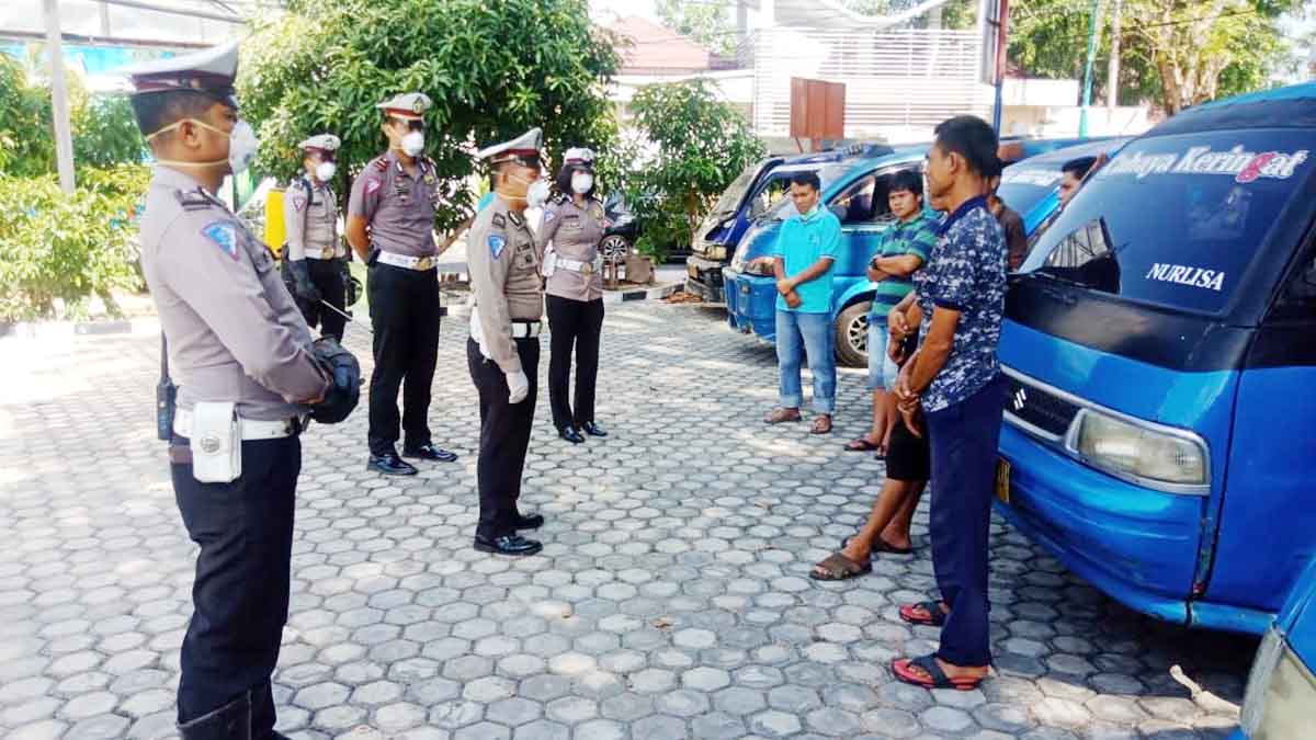 Waspada, Angkutan Umum Rentan Penyebaran Virus Corona