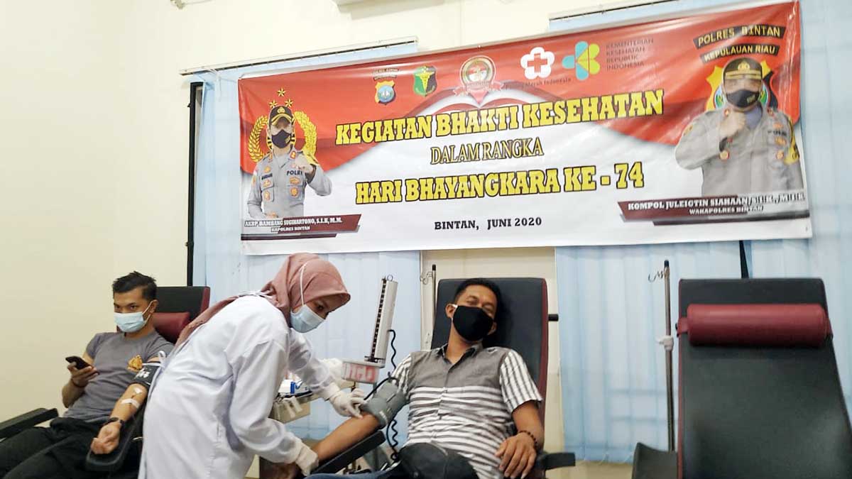 100 Personil Polres Bintan dan Polda Kepri Donor Darah