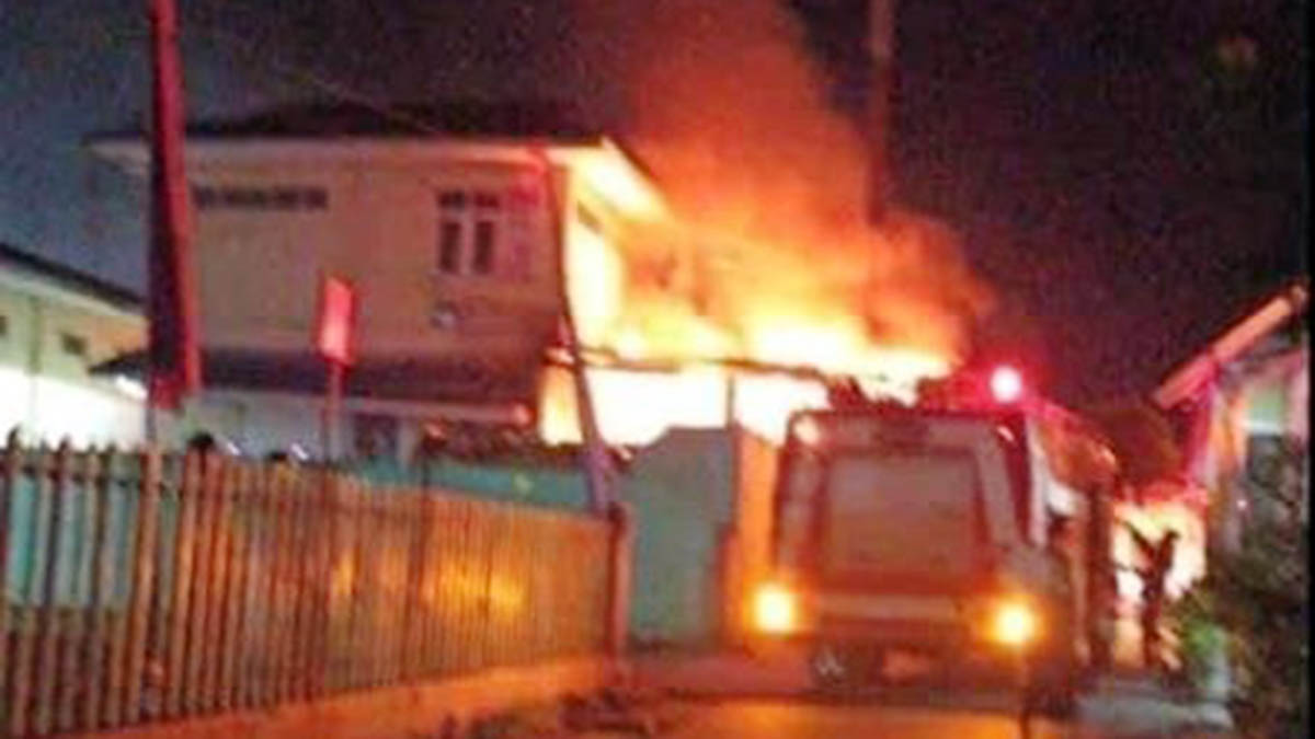 RSUD Tanjung Pinang Terbakar, Pasien Rawat Inap Berhamburan