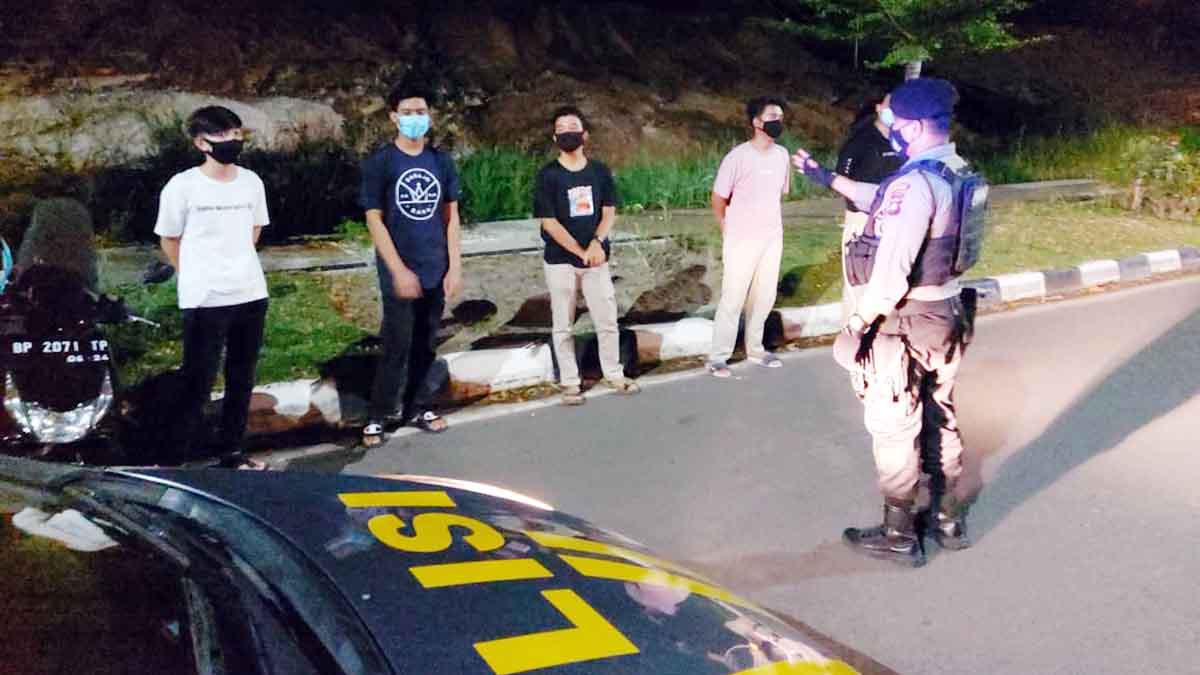 Tekan Kejahatan, Sat Sabhara Polres Tanjung Pinang Laksanakan Patroli Malam