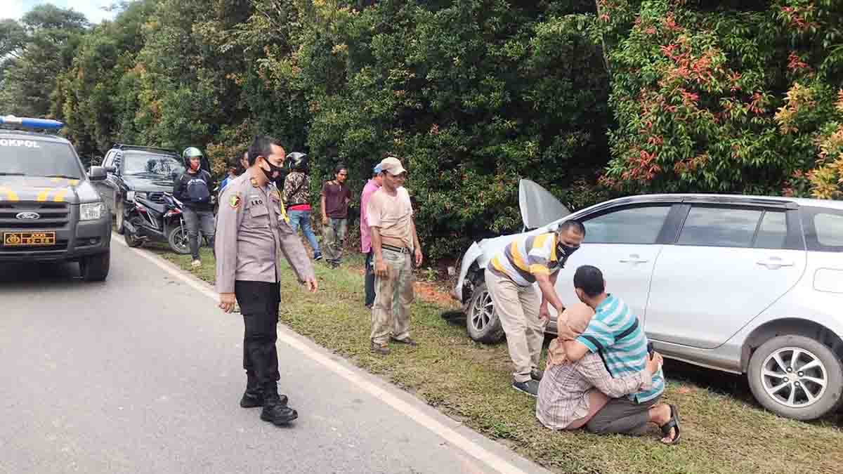 Kecelakaan Tunggal di Dotamana Batam, Tim Patroli Urkes Polresta Barelang Sigap Bantu Korban