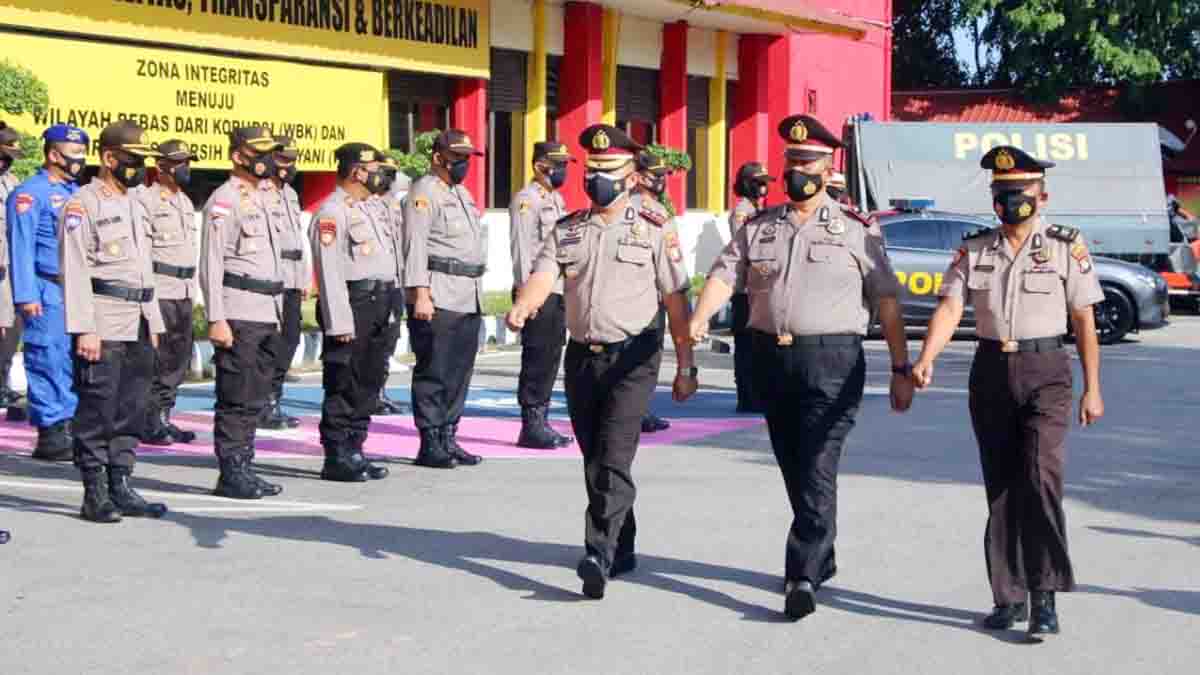 3 Personil Polresta Barelang Naik Pangkat
