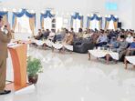 Gubernur Kepulauan Riau, Ansar Ahmad, menyampaikan kata sambutan pada acara Musrenbang tingkat Kabupaten Lingga