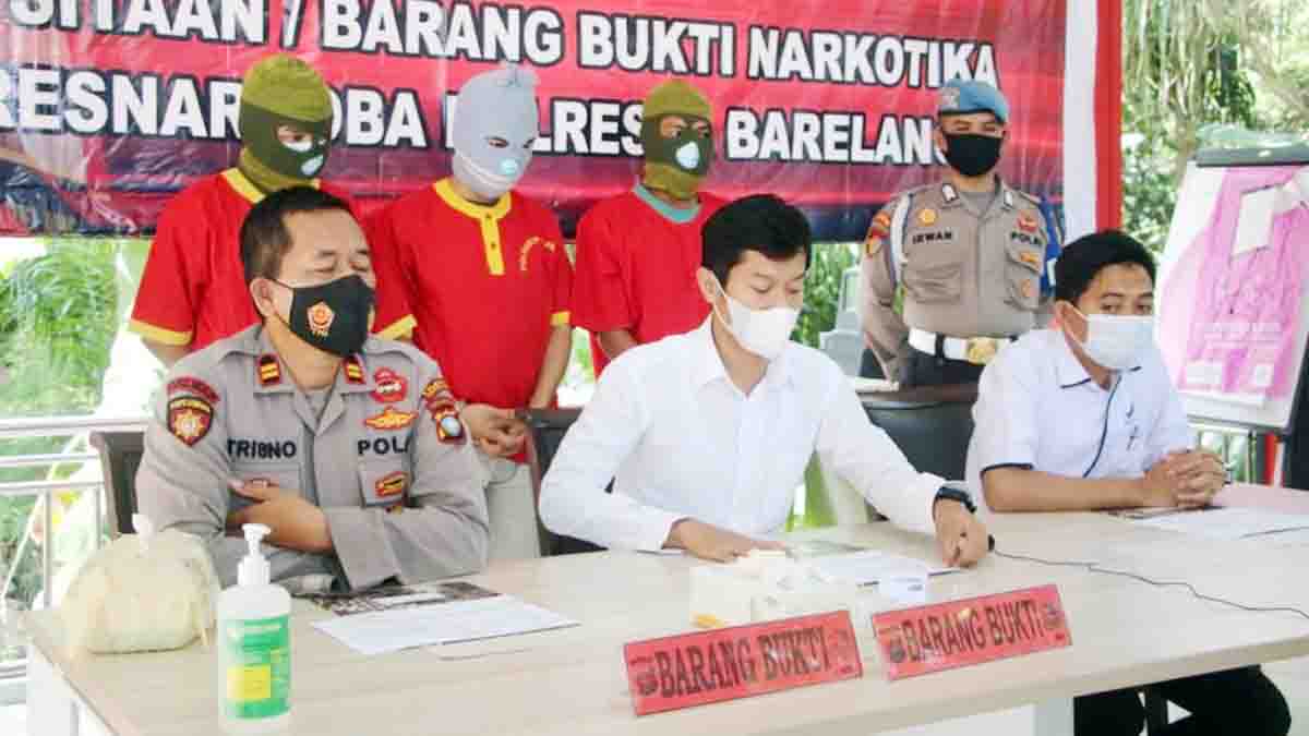 Polresta Barelang Musnahkan 87,97 Gram Sabu dari 3 Tersangka