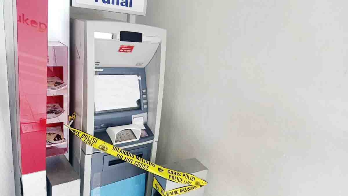 Security dan Warga Gagalkan Aksi Pembobol Mesin ATM di Batam